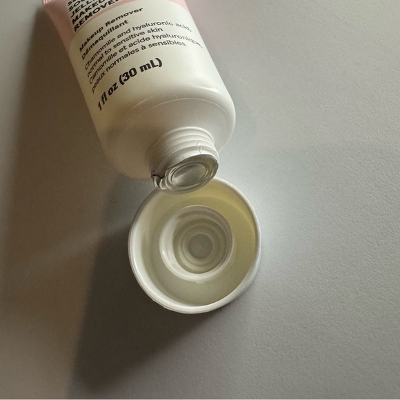 Acure Seriously Soothing Jelly Milk Makeup Remover - Picture 4 of 4